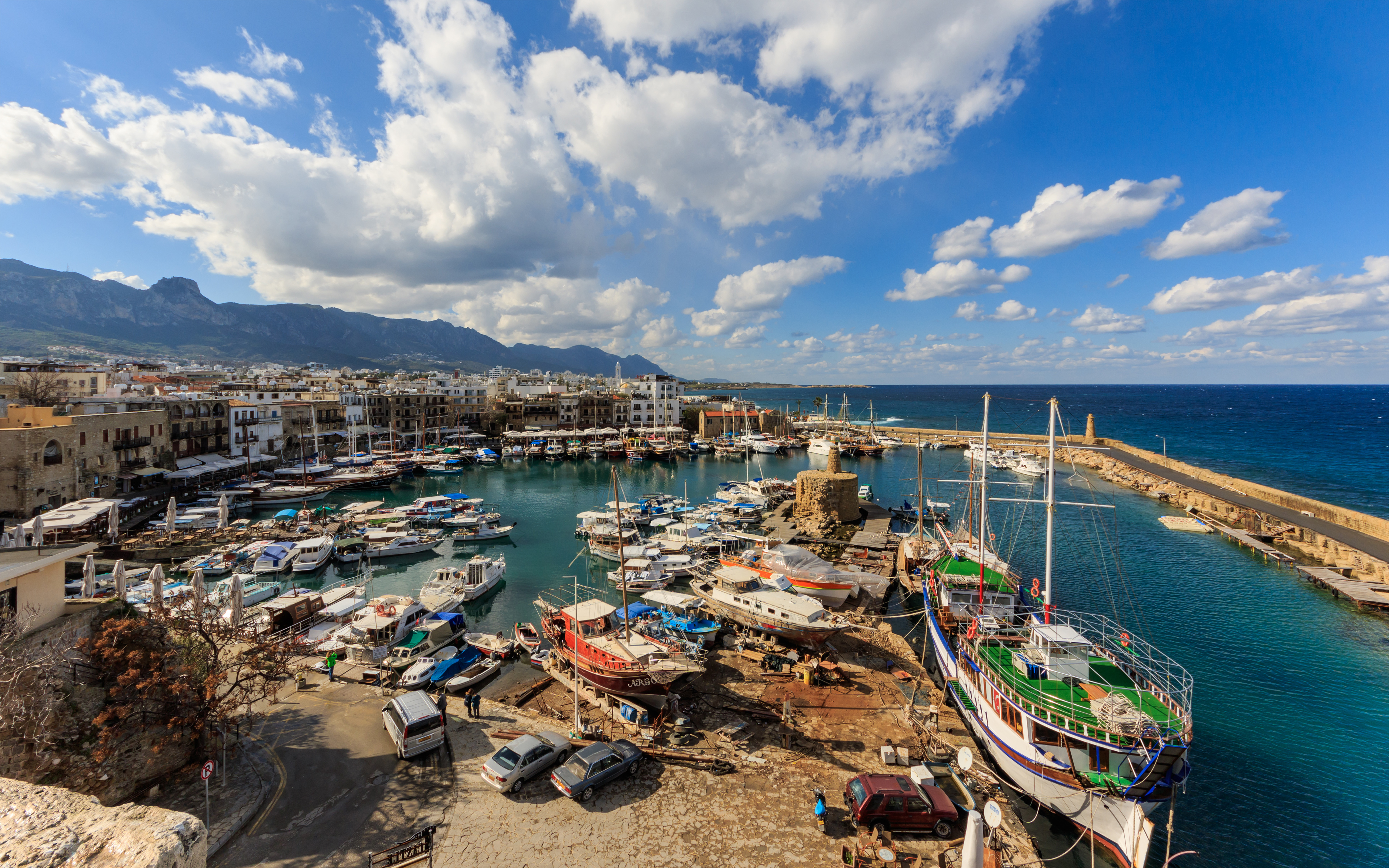 Girne Antik Liman ve Kalesi