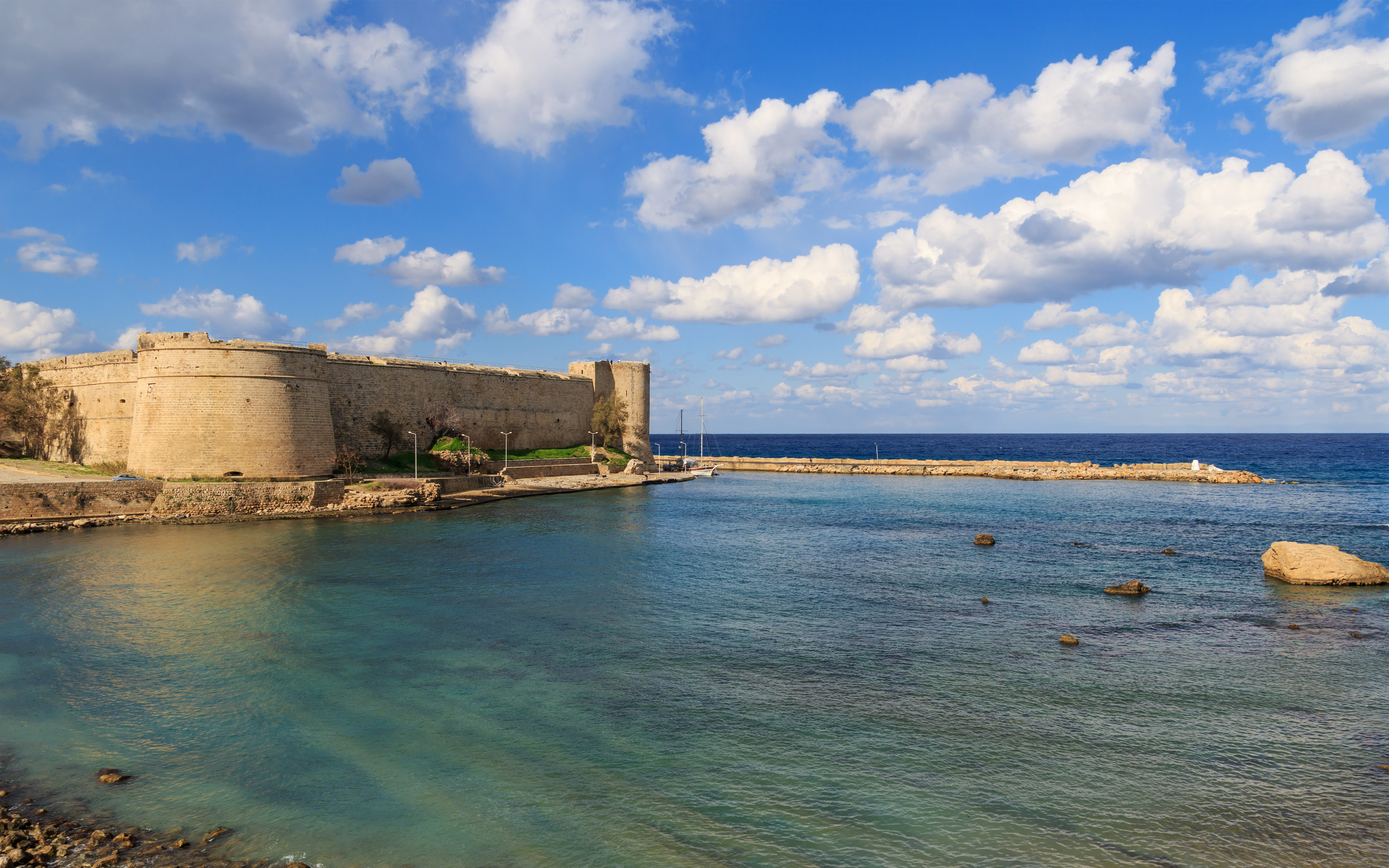 Jasmine Court Hotel · Girne Turizm Yönetimi